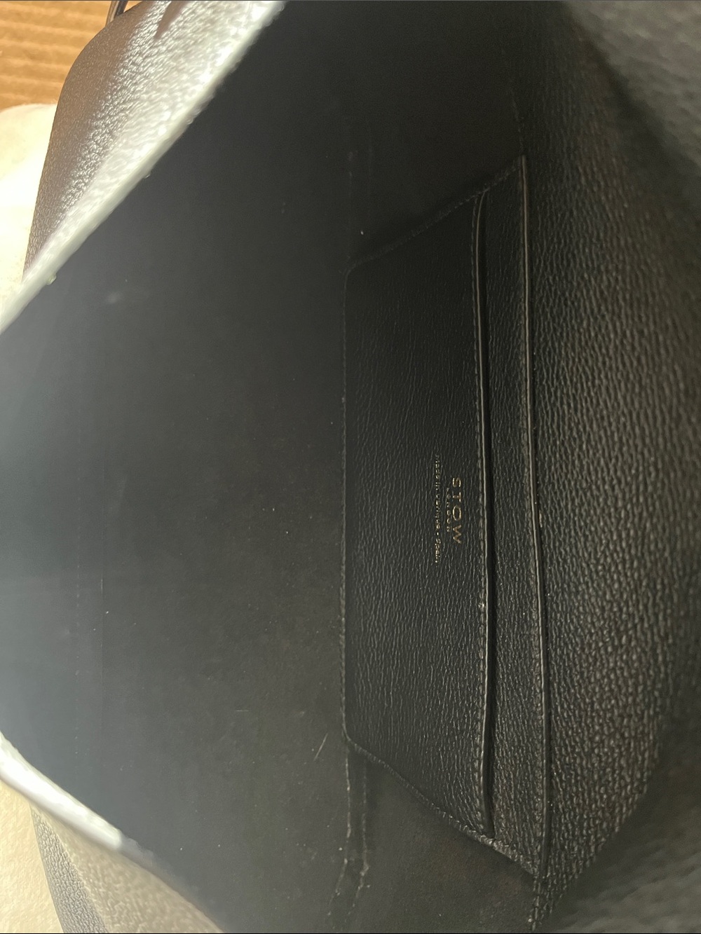 Stow London East West Curve bag in Black calfskin leather - Picture 10 of 13